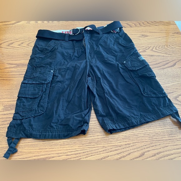 NWT Men’s Union Bay Cargo Shorts Size 32 Black & Belt Style Y181V36 - Picture 1 of 7